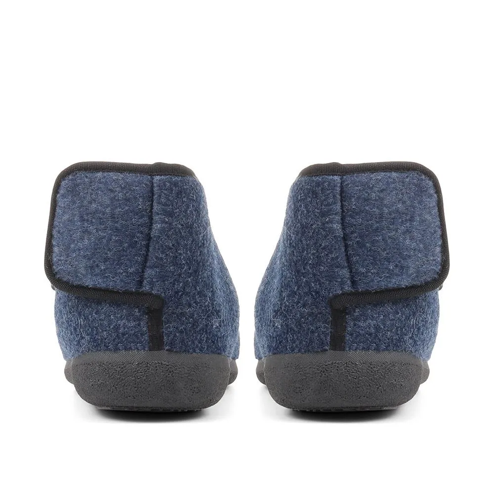 Extra Wide Fit Adjustable Slippers - ROBERT / 323 120