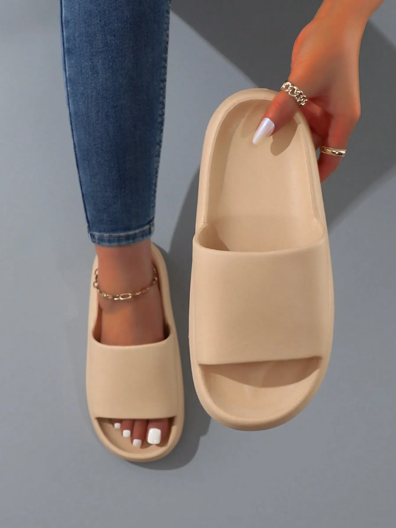 Minimalist Non-Slip Unisex Thick-Sole Slippers