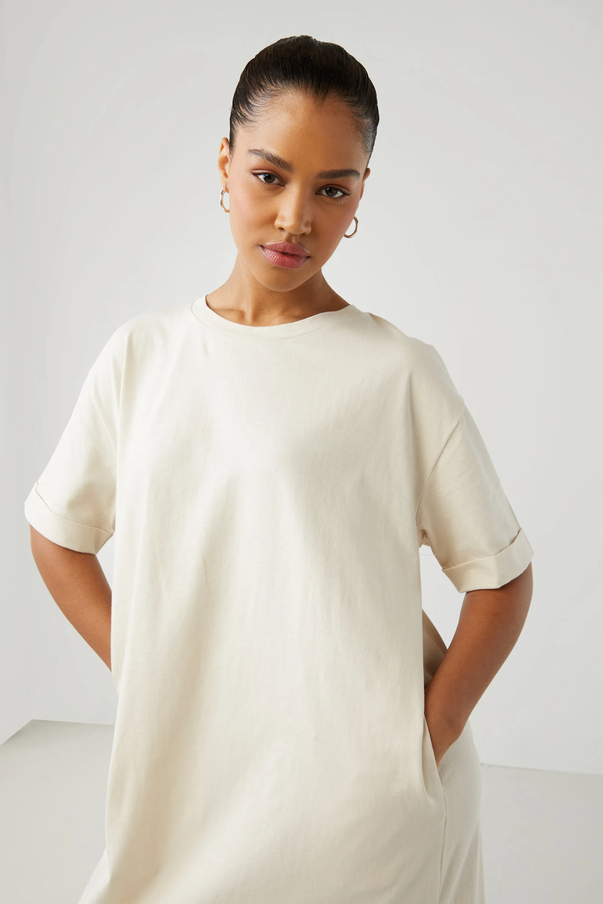T-SHIRT DRESS