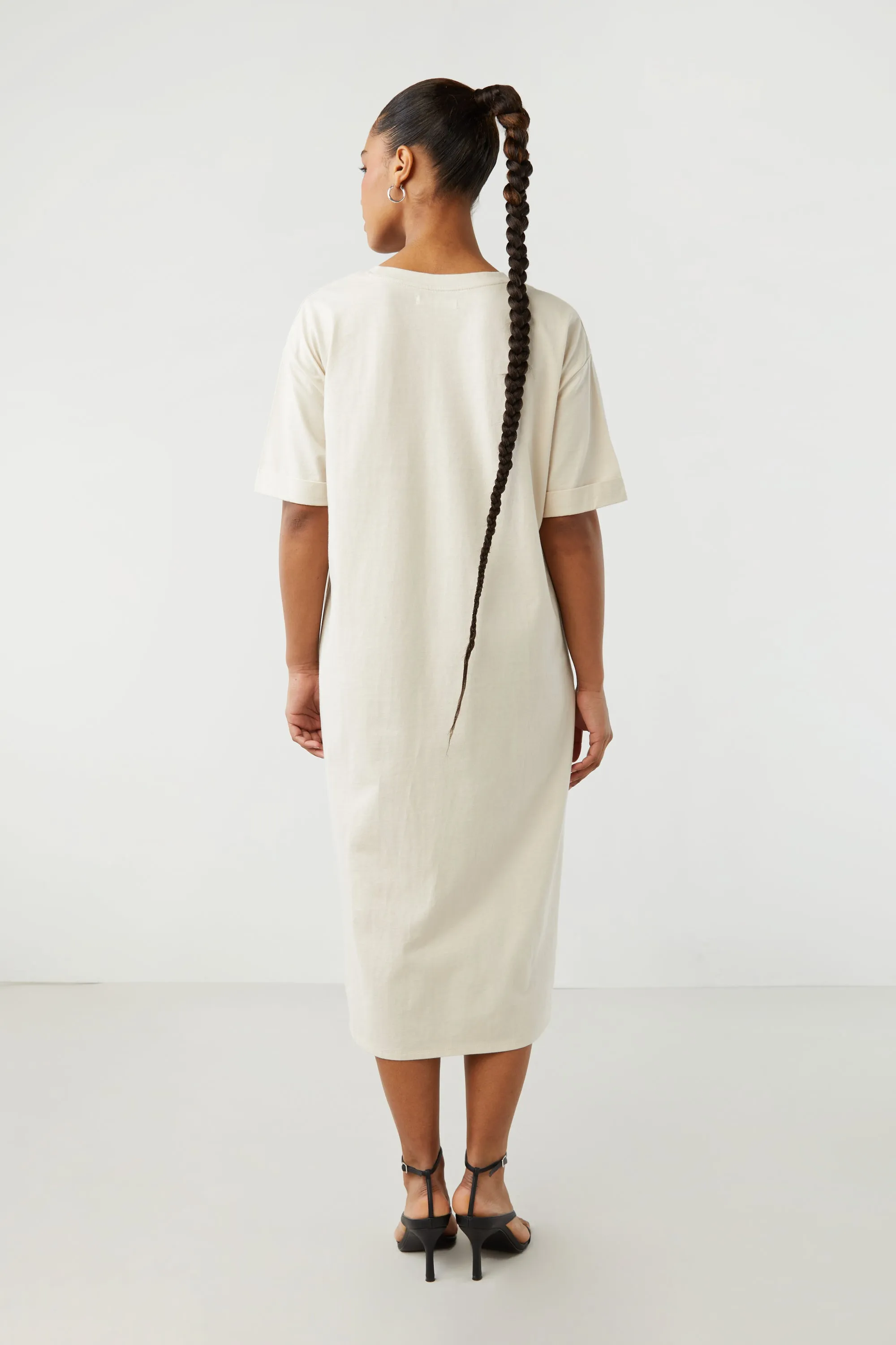 T-SHIRT DRESS